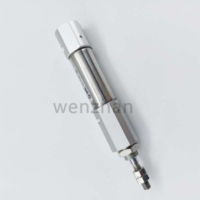 品質 CM202 SMTマシン部品 150FC181050 SMCシリンダー CJ2B16A-E9651-15 KXFODXFYAOO 工場